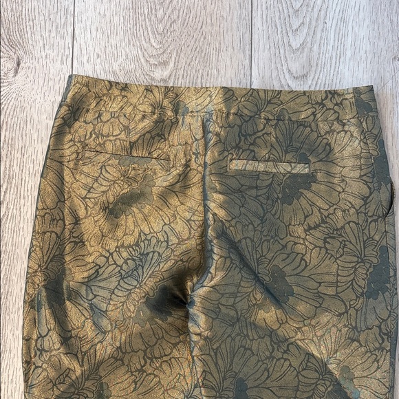 Elevenses Olive Floral Men's Chinos - Picture 8 of 9